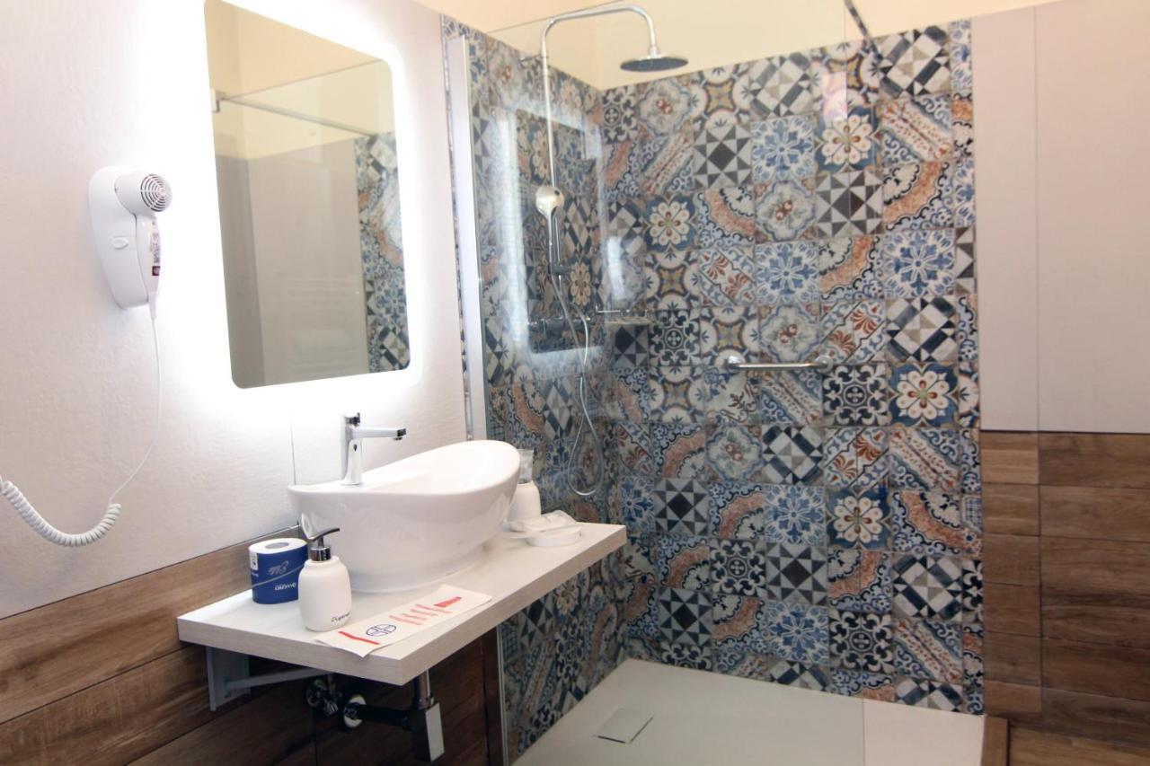 Hotel Isa